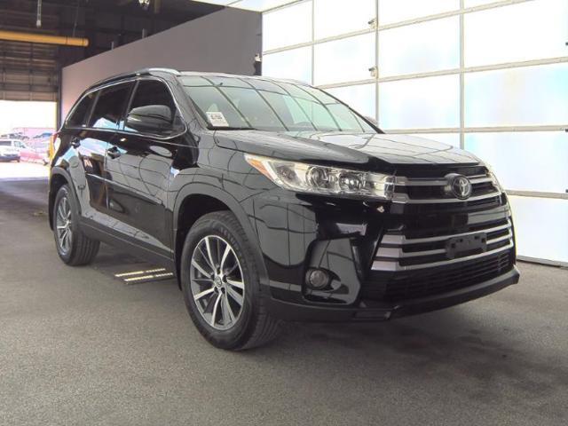 used 2019 Toyota Highlander car, priced at $27,474