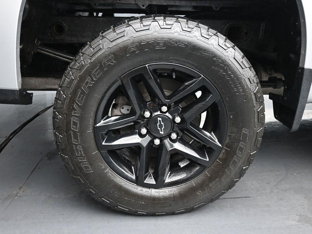 used 2020 Chevrolet Silverado 1500 car, priced at $32,264