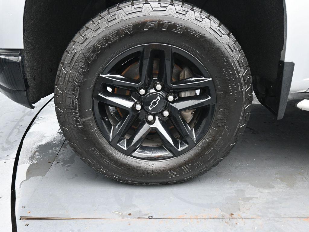 used 2020 Chevrolet Silverado 1500 car, priced at $32,264