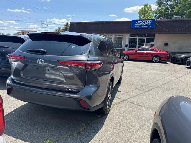 used 2020 Toyota Highlander car, priced at $30,235