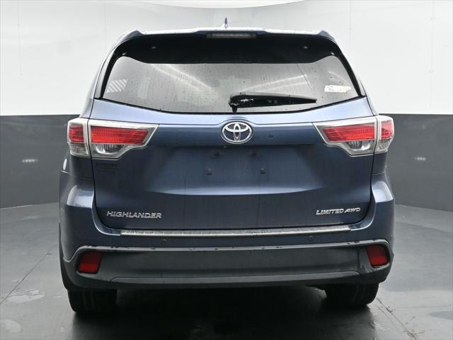 used 2016 Toyota Highlander car, priced at $22,546