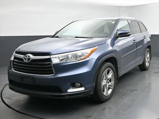 used 2016 Toyota Highlander car, priced at $22,546