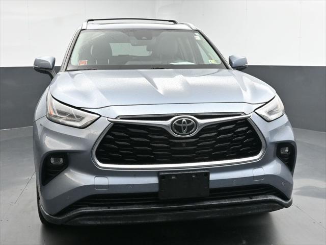 used 2022 Toyota Highlander car, priced at $38,430