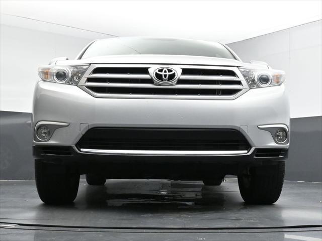 used 2012 Toyota Highlander car, priced at $9,170