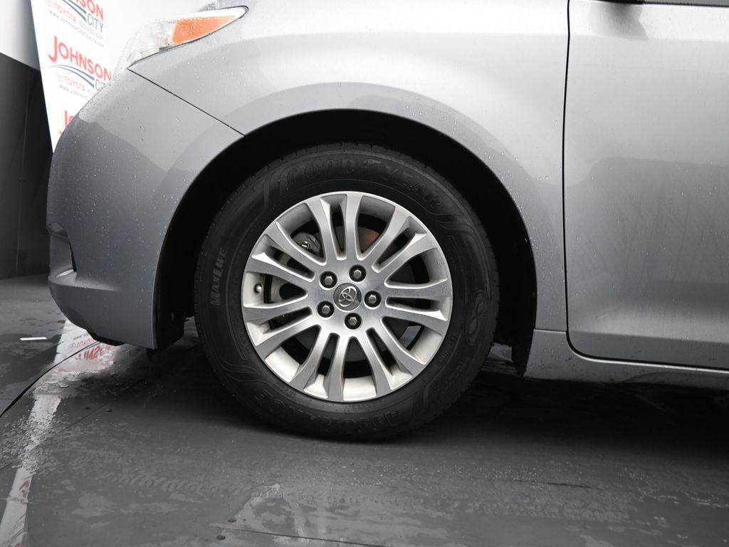 used 2016 Toyota Sienna car, priced at $14,734