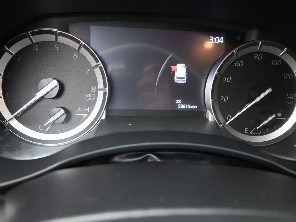 used 2022 Toyota Highlander car, priced at $35,071