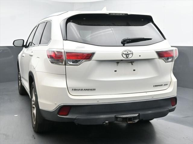 used 2015 Toyota Highlander car, priced at $13,524