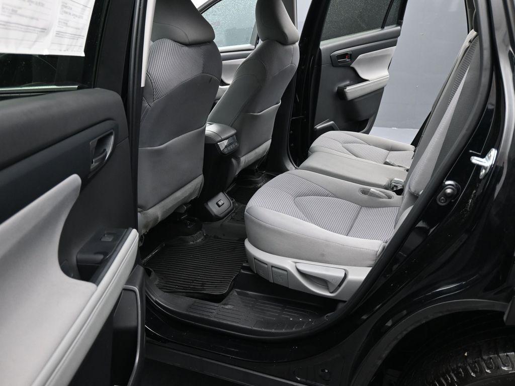 used 2023 Toyota Highlander car, priced at $30,852