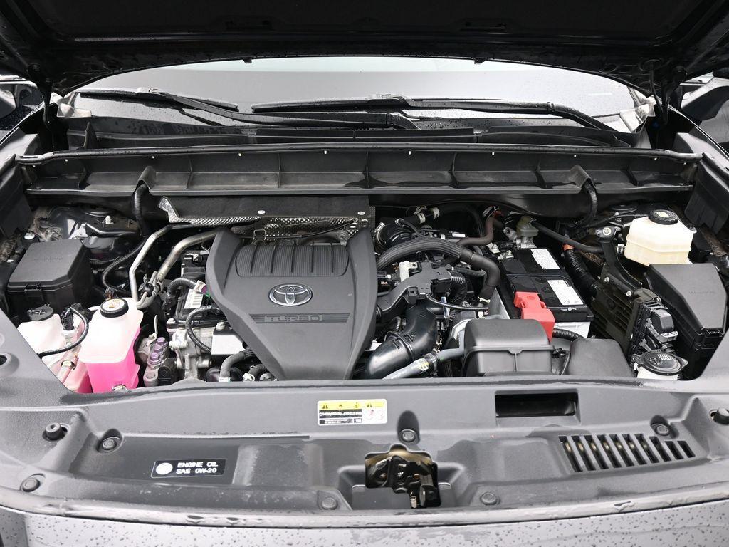 used 2023 Toyota Highlander car, priced at $30,852