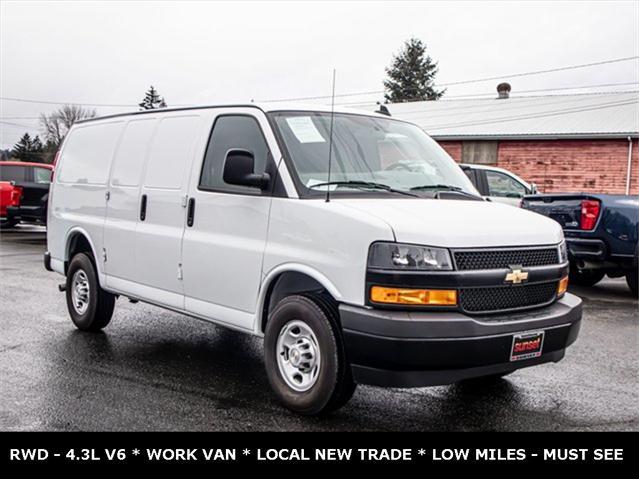 used 2023 Chevrolet Express 3500 car