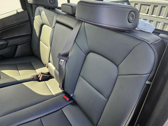 new 2025 Chevrolet Colorado car, priced at $44,460