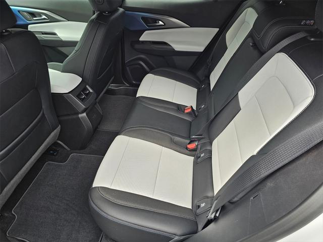 new 2025 Chevrolet Equinox EV car, priced at $46,890