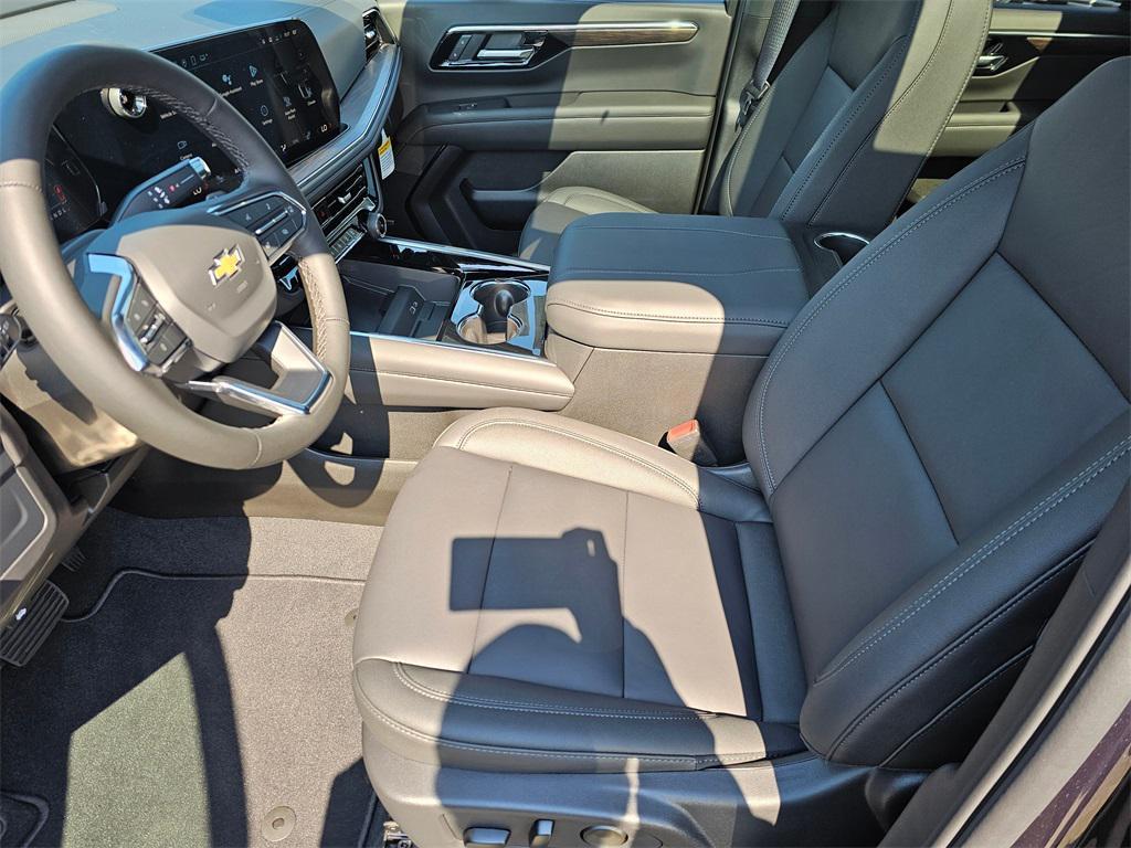 new 2025 Chevrolet Tahoe car, priced at $72,180