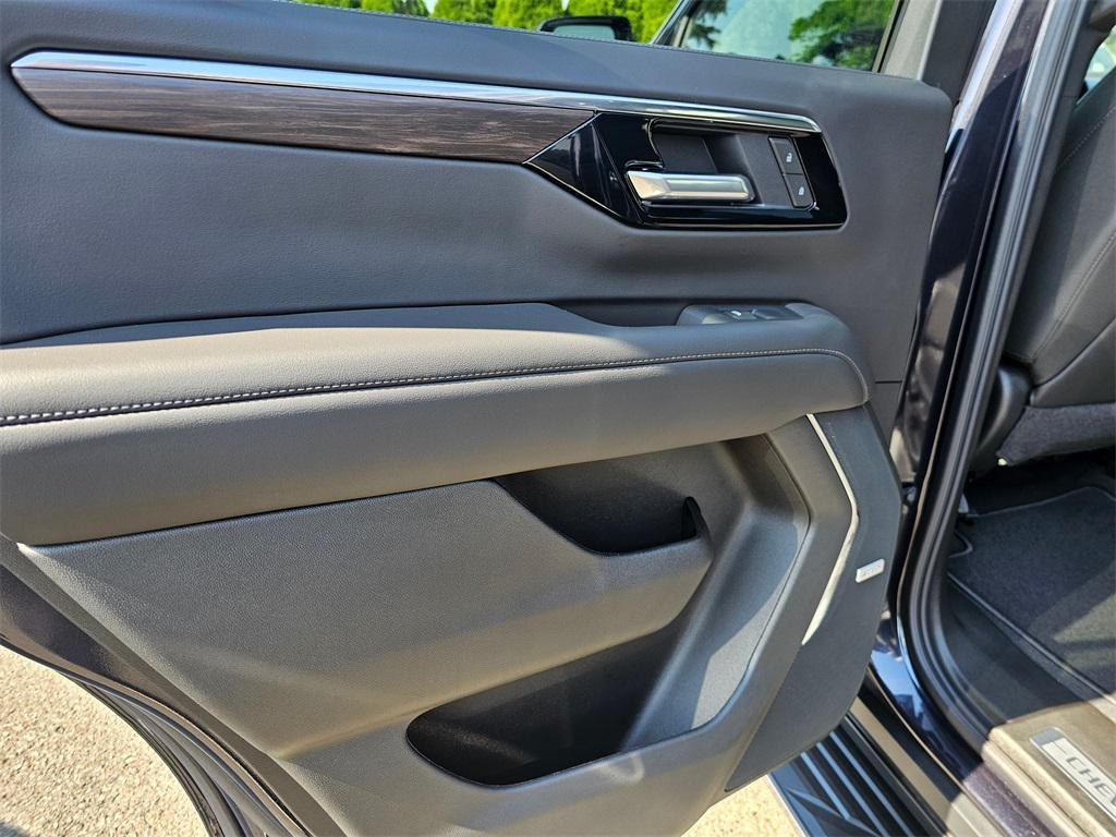 new 2025 Chevrolet Tahoe car, priced at $72,180