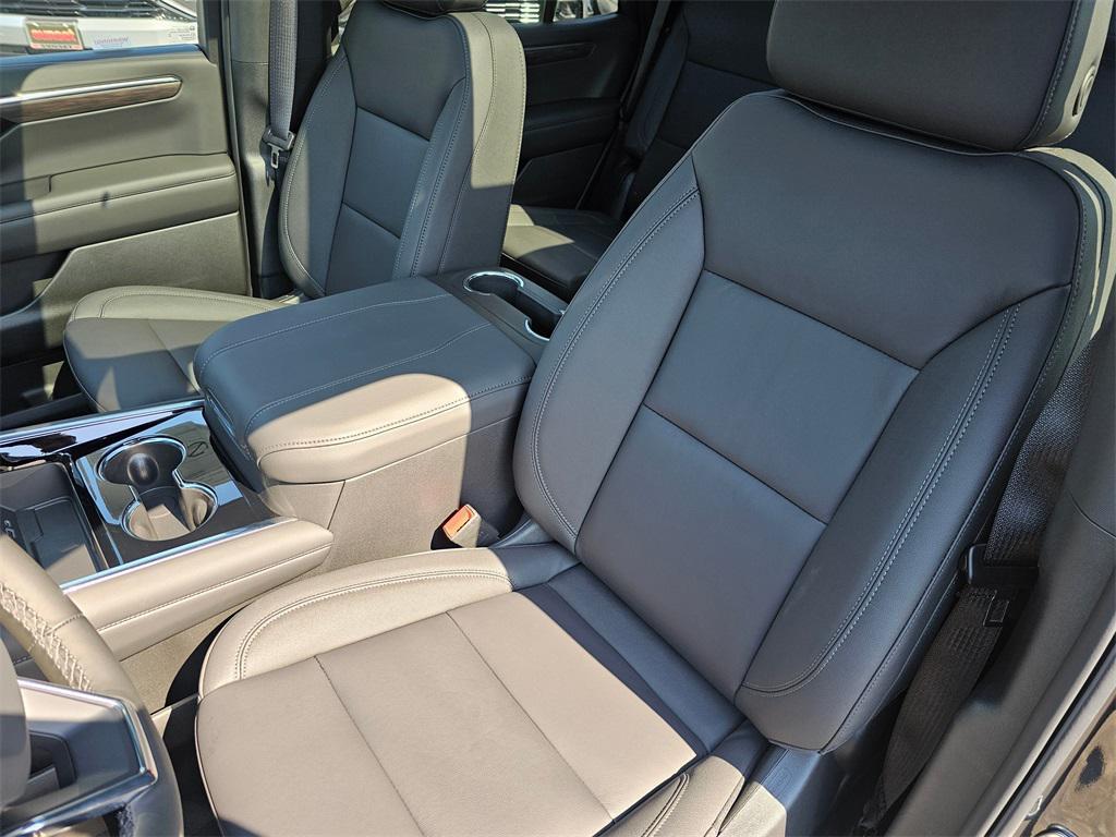 new 2025 Chevrolet Tahoe car, priced at $72,180