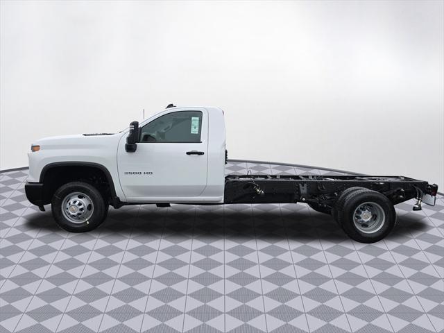 new 2025 Chevrolet Silverado 3500 car, priced at $47,968