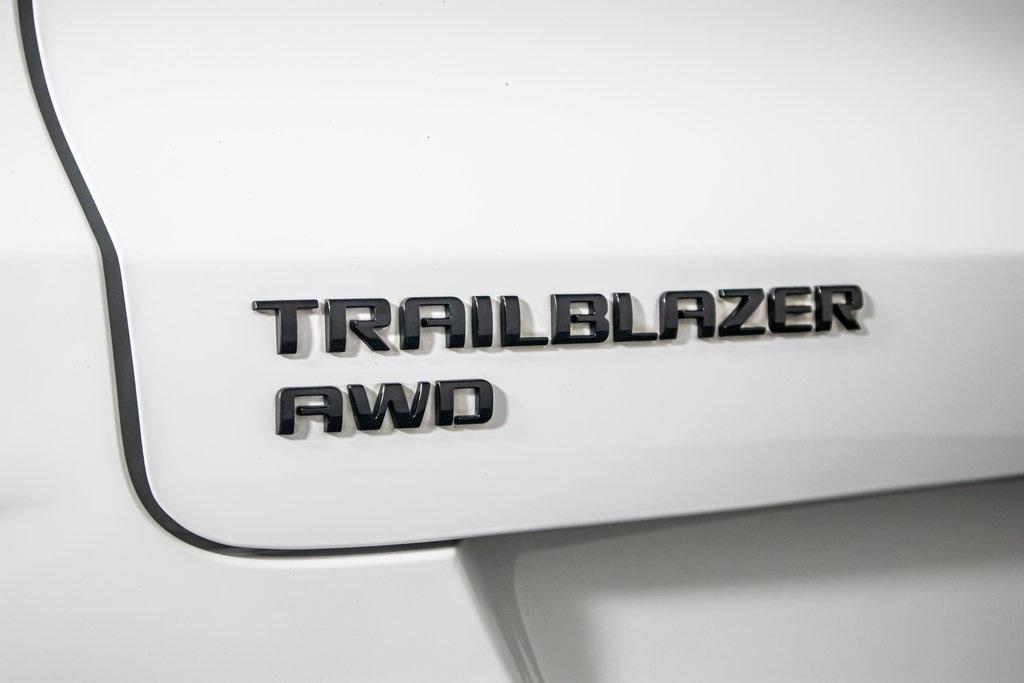 used 2021 Chevrolet TrailBlazer car, priced at $31,999
