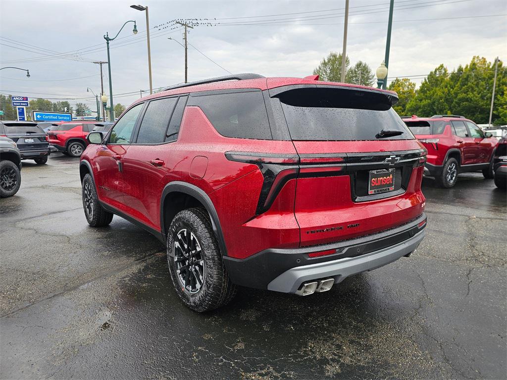 new 2026 Chevrolet Traverse car, priced at $54,015