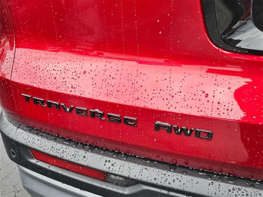 new 2026 Chevrolet Traverse car, priced at $54,015