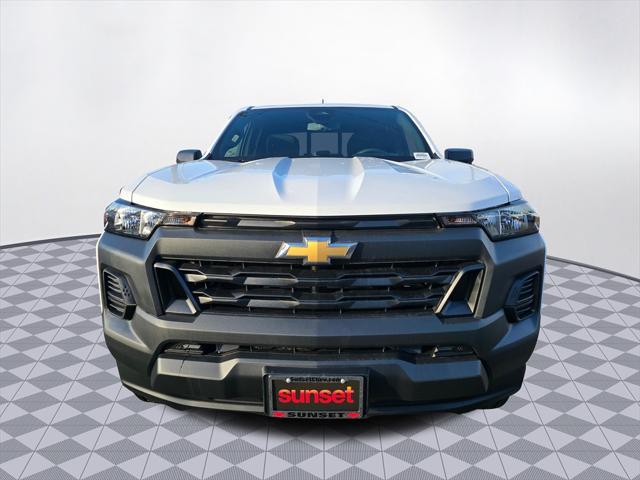 new 2024 Chevrolet Colorado car, priced at $33,425