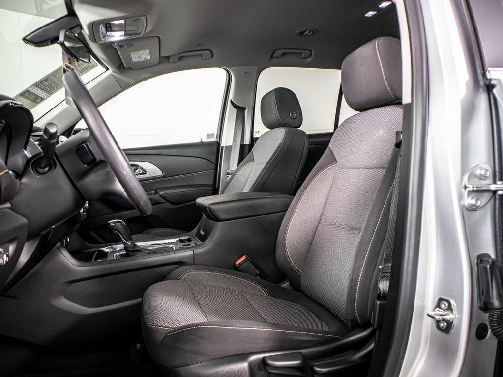 used 2020 Chevrolet Traverse car