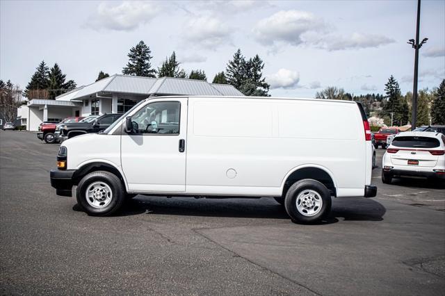 used 2023 Chevrolet Express 3500 car