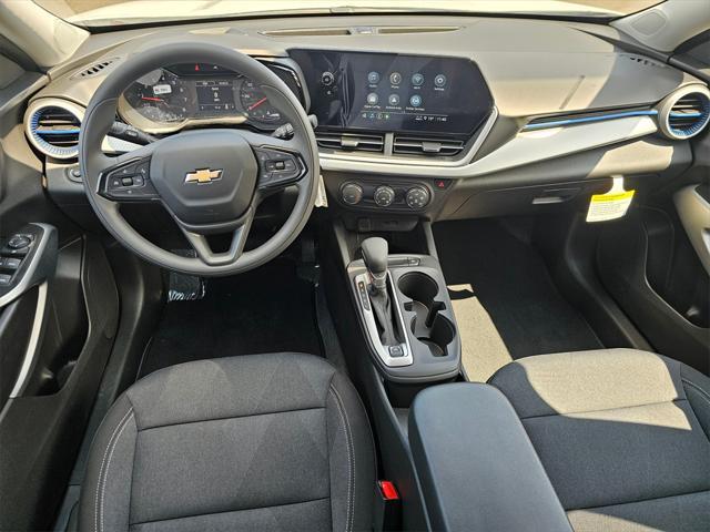 new 2025 Chevrolet Trax car, priced at $21,895