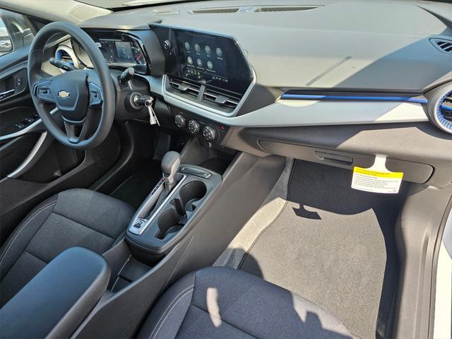 new 2025 Chevrolet Trax car, priced at $21,895