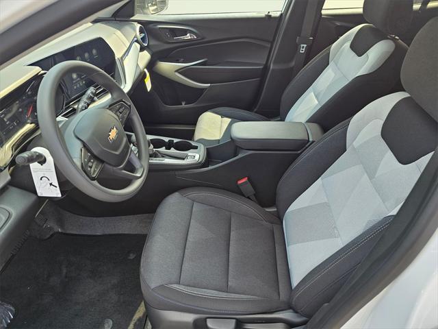 new 2025 Chevrolet Trax car, priced at $21,895