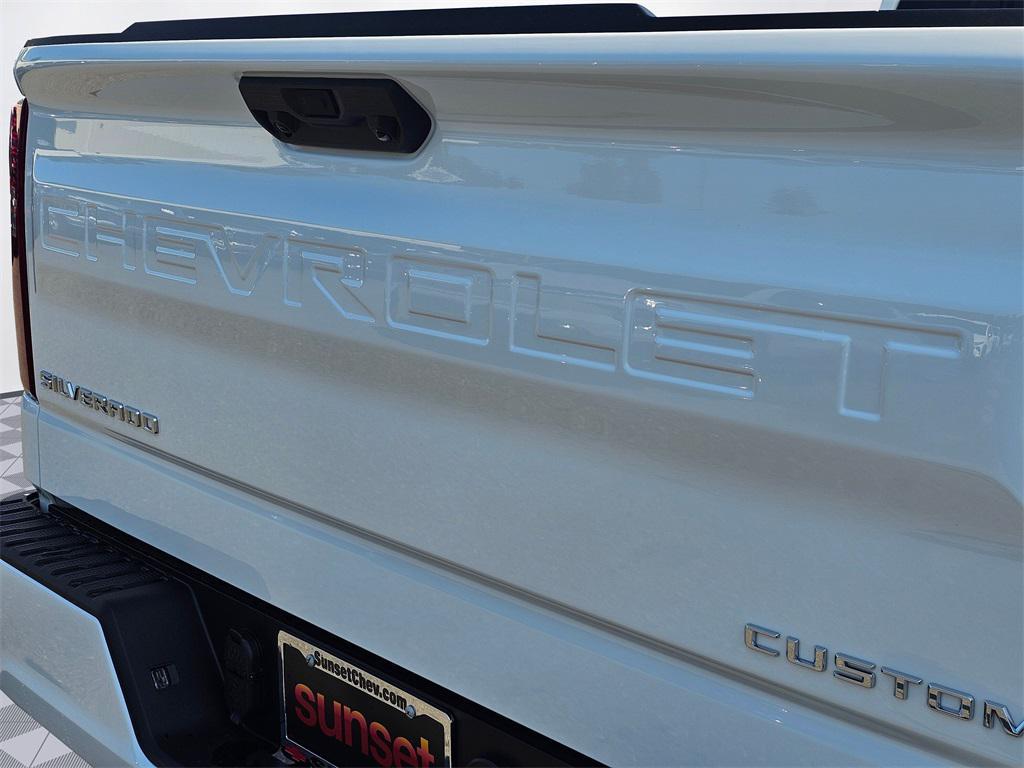 new 2026 Chevrolet Silverado 1500 car, priced at $49,645