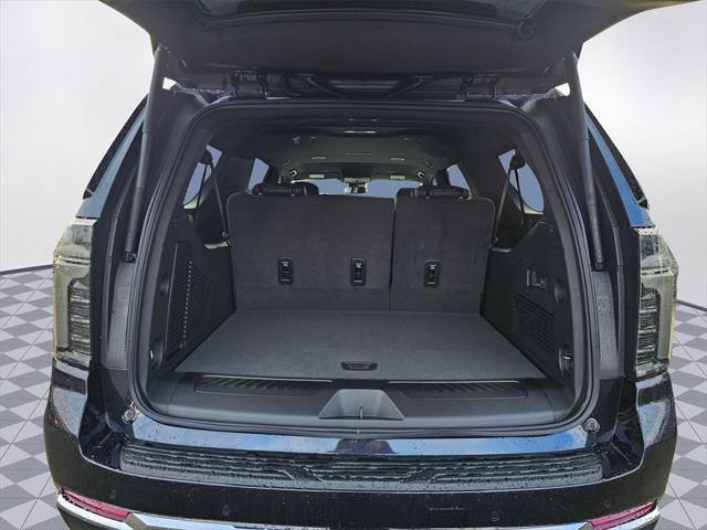 new 2025 Chevrolet Suburban car, priced at $71,910