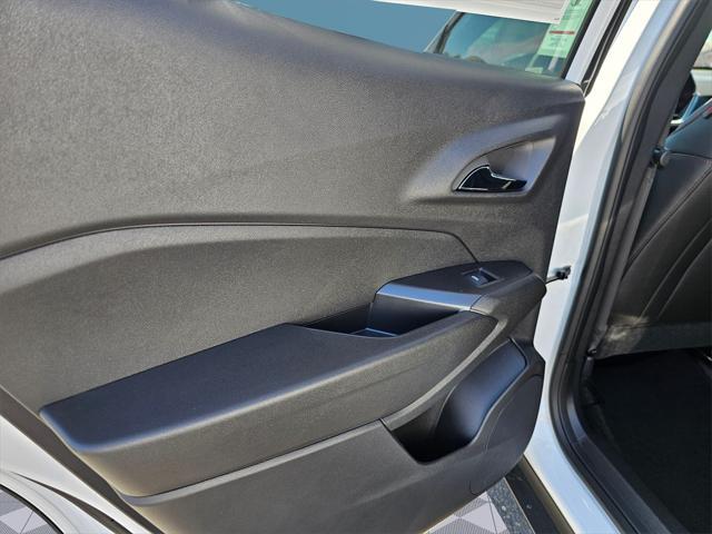 new 2025 Chevrolet Trax car, priced at $27,585