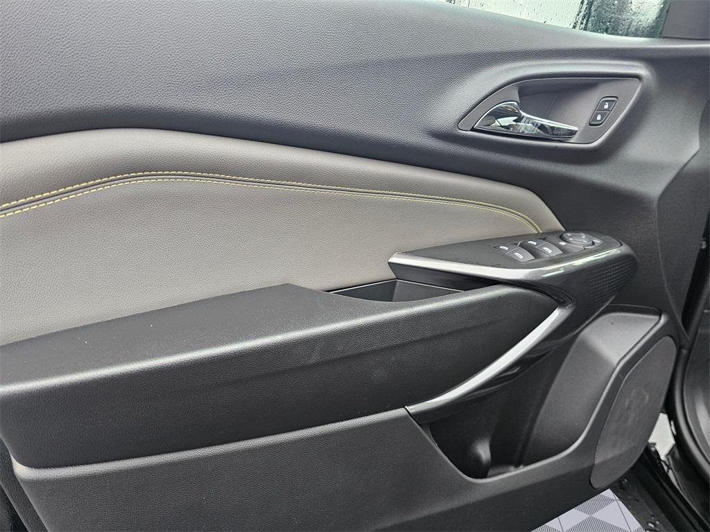 new 2026 Chevrolet Trax car, priced at $28,385