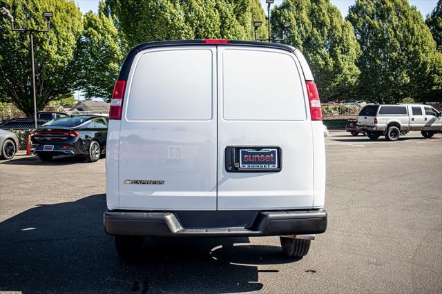 used 2023 Chevrolet Express 3500 car