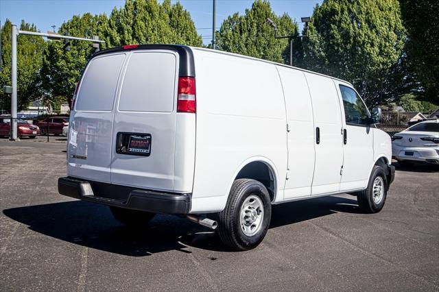 used 2023 Chevrolet Express 3500 car