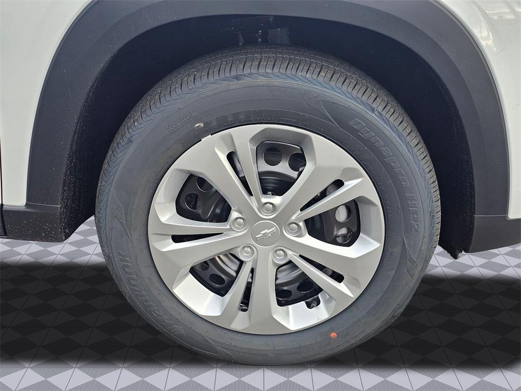 new 2026 Chevrolet Trax car, priced at $22,995