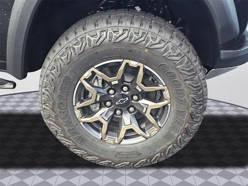 new 2026 Chevrolet Colorado car, priced at $54,120