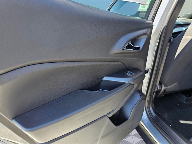 new 2025 Chevrolet Trax car, priced at $24,555