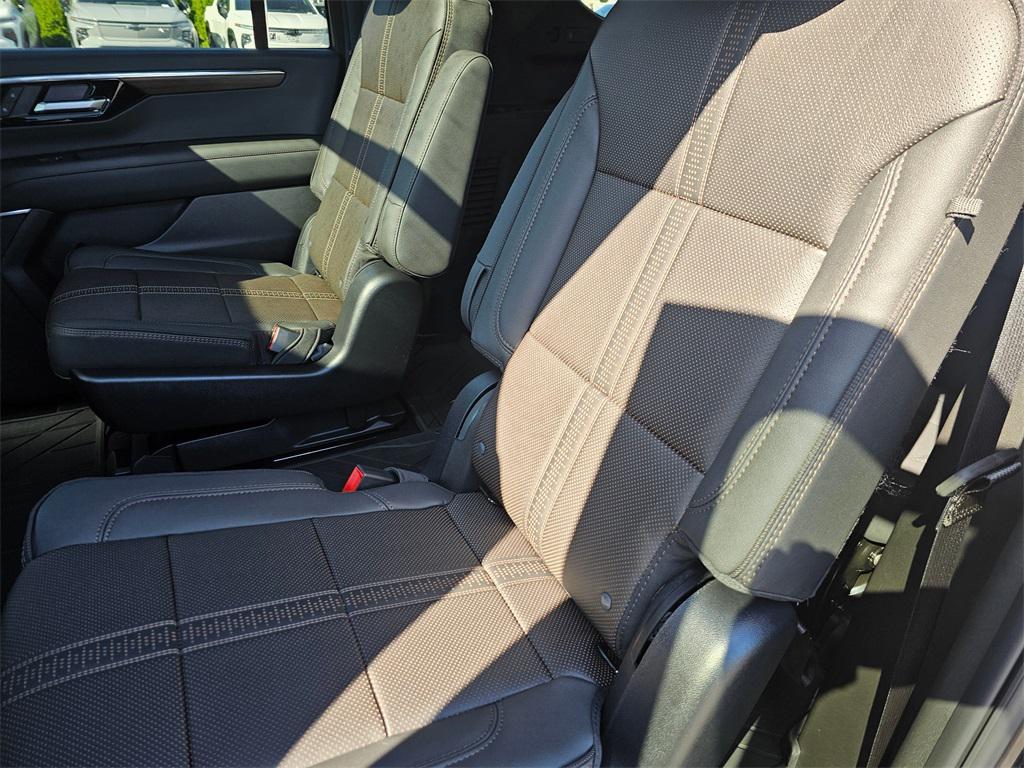 new 2026 Chevrolet Suburban car, priced at $97,075