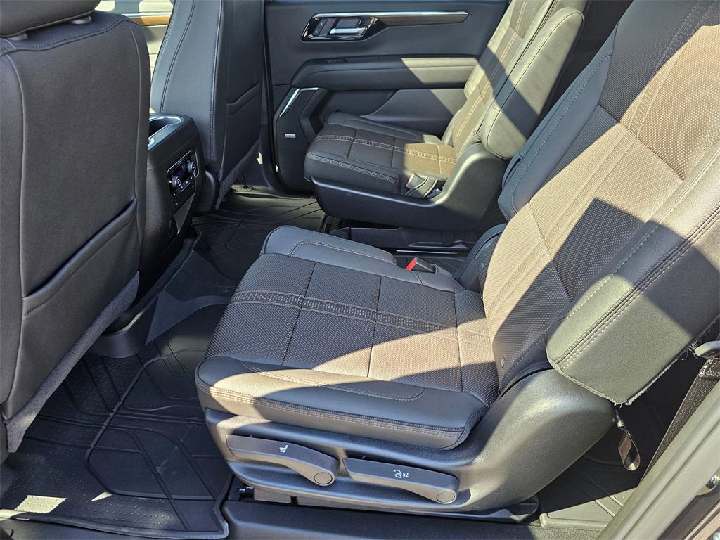 new 2026 Chevrolet Suburban car, priced at $97,075
