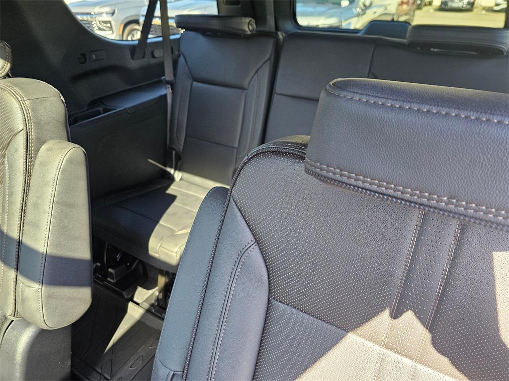 new 2026 Chevrolet Suburban car, priced at $97,075