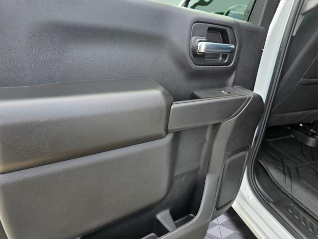 new 2025 Chevrolet Silverado 1500 car, priced at $51,560