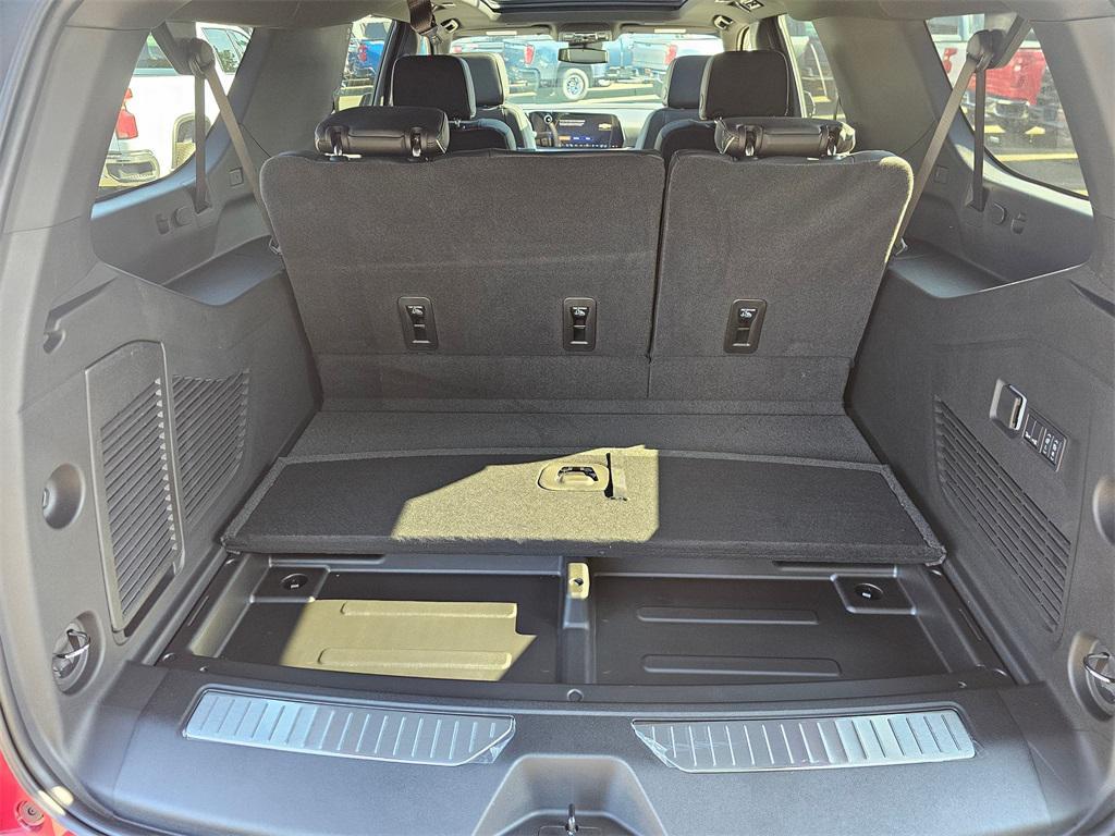 new 2026 Chevrolet Suburban car, priced at $92,175