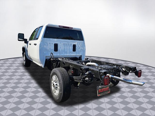 new 2025 Chevrolet Silverado 2500 car, priced at $49,098
