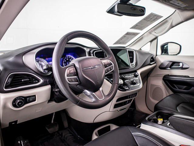 used 2022 Chrysler Pacifica car