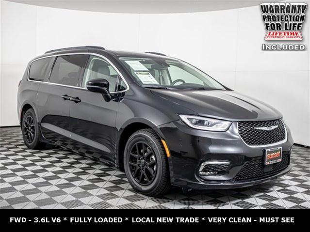 used 2022 Chrysler Pacifica car