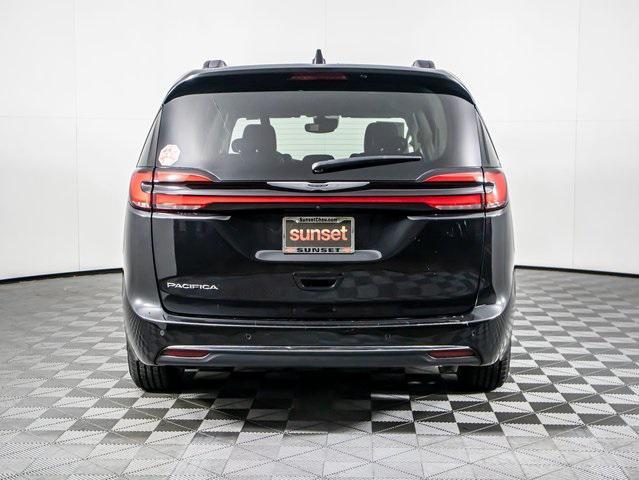 used 2022 Chrysler Pacifica car