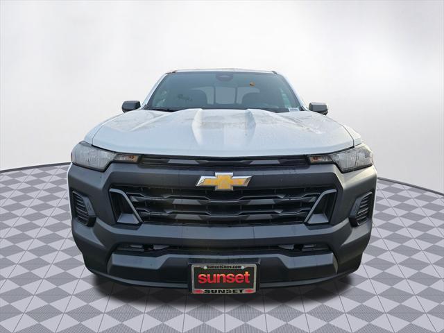 new 2024 Chevrolet Colorado car, priced at $33,060