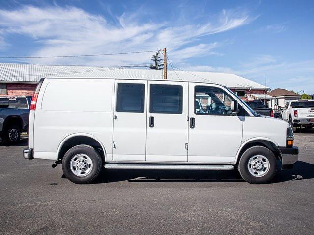 used 2022 Chevrolet Express 2500 car