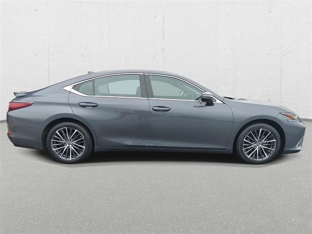 used 2023 Lexus ES 350 car, priced at $43,788